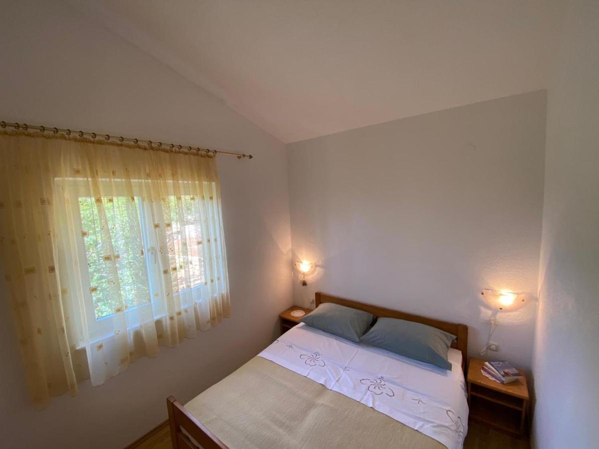 The Ana Apartments Komiža Zewnętrze zdjęcie